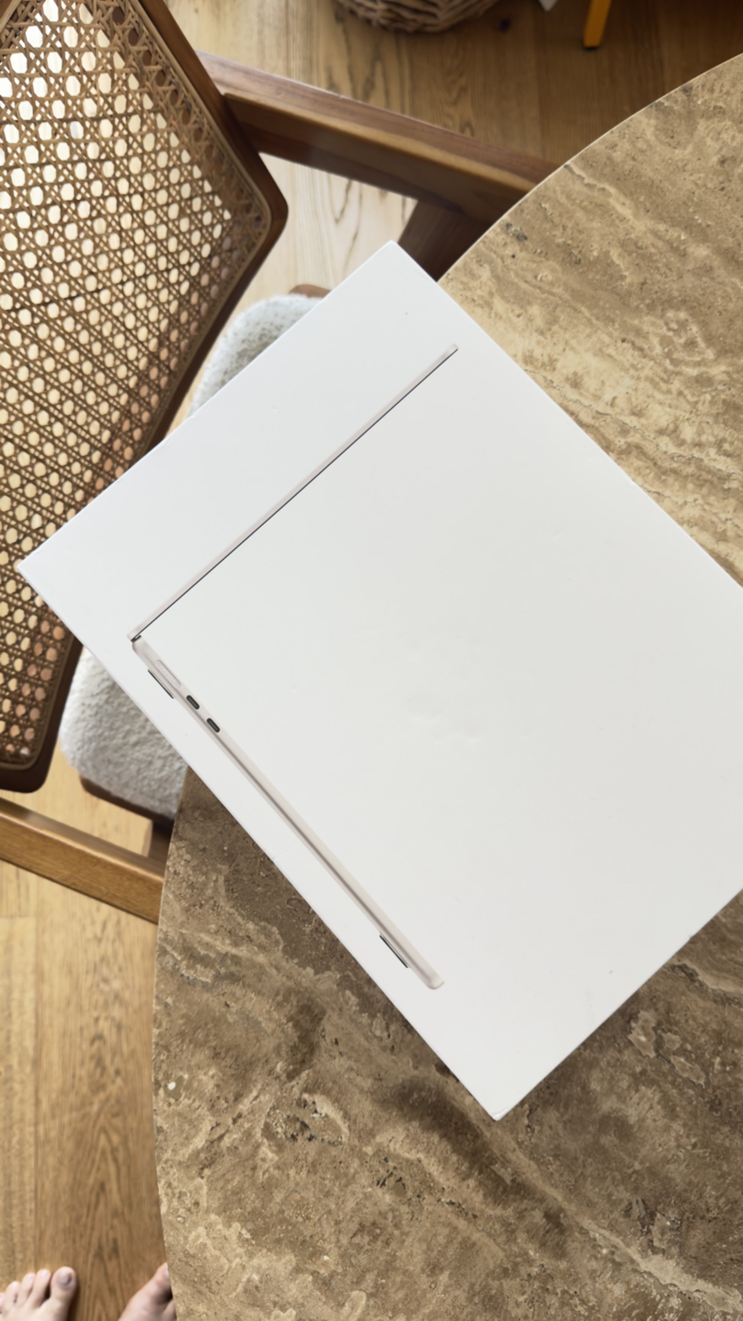 MacBook Air 13.6-inch M2 8GB 256GB Starlight